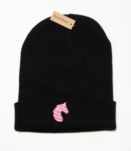 Zimowa czapka beanie z różowym haftem KOŃ, z koniem - na prezent